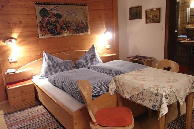 Haus Morgensonne Hotel Pettneu am Arlberg Værelse billede